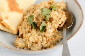 Guiso de lentejas rojas con un toque indio