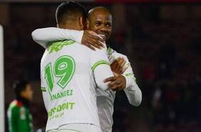 Los tres chilenos del Necaxa no pudieron evitar la derrota ante FC Juárez en el debut