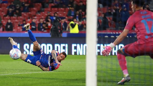 Objetivo Chile 2: la U de Gago supera de principio a fin a Huachipato y es el único escolta de Colo Colo