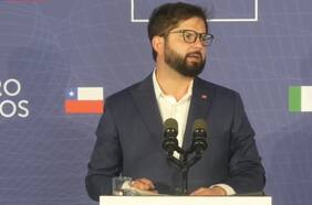 Boric encabeza encuentro de negocios en Roma e invita a invertir en Chile en medio de un “escenario mundial incierto”