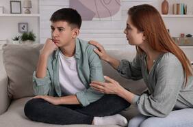 El cerebro de un adolescente comienza a ignorar la voz de su madre alrededor de los 13 años, según un estudio de Stanford