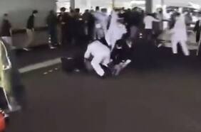 Así fue el momento de la fuerte explosión a metros del Primer Ministro de Japón