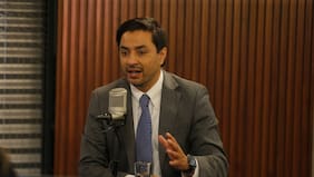 Diputado Carter critica “reacción belicosa” del PC y el FA ante la inminente llegada de Kast a La Moneda