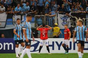 El campeón chileno se lleva un triunfazo de Porto Alegre: Huachipato vence a Gremio y sueña en la Copa Libertadores