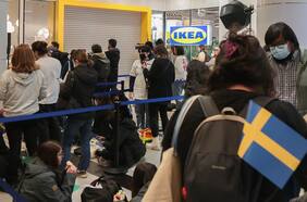 Ikea y el furor por las compras: ¿Qué le pasa a nuestro cerebro para hacer una fila así?