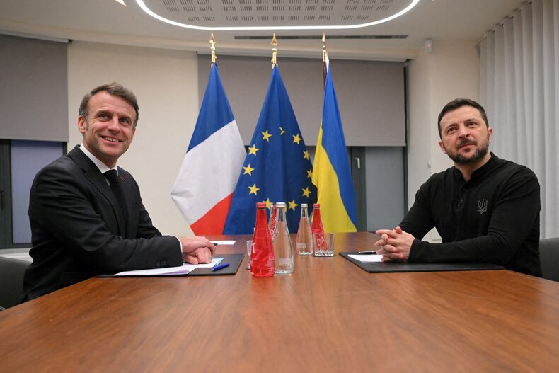 Macron y Zelensky