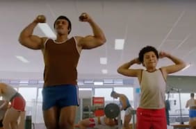 Dwayne Johnson reveló el primer adelanto de Young Rock, la nueva serie sobre su vida