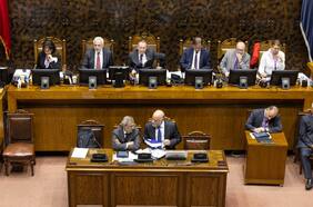 Senadores anticipan cambios a proyecto de permisología: mejorar la institucionalidad y se dividen en las sanciones