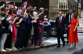 Los desafíos para Keir Starmer en sus primeros 100 días de gobierno en Reino Unido