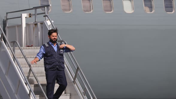 Debut internacional como expresidente: Boric pide permiso al Congreso para viajar a España, Gales, Alemania e Inglaterra