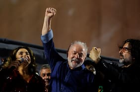 Decisión de Bolsonaro de demorar reconocimiento del triunfo de Lula complica inicio del proceso de transición en Brasil