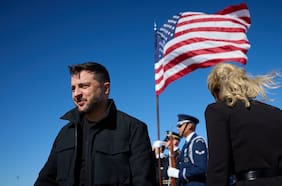 Zelensky remarca a su llegada a EE.UU. que “no debe haber otra alternativa que la paz”