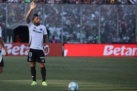 Se cumple el deseo de Arturo Vidal: Colo Colo tendrá su esperada revancha ante Racing en la Copa Libertadores