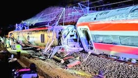 Investigación del accidente ferroviario en España sostiene que el riel se fracturó antes del paso de tren