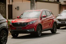 El eléctrico DFSK Seres 3 se libera a todo público en Chile