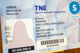 ¿Cómo tomar la foto de la TNE con el celular?