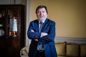 Ricardo Cifuentes al presidente de la DC tras respaldo a Orrego: “Debe tomar las riendas, debiésemos tener un poco más de dignidad”