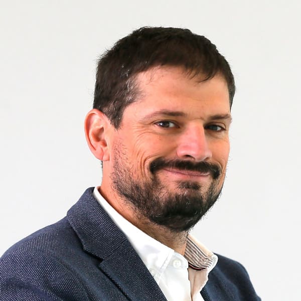 Jose Luis Santa María