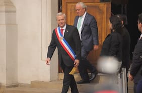 “Estamos estudiando caso a caso”: Presidente Kast anuncia indultos a uniformados condenados en el marco del estallido social