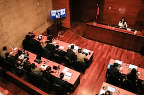 Caso Sartor: tribunal decide este martes petición de prisión preventiva para los hermanos Larraín Mery y Michael Clark