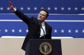 Columna de Giorgio Jackson: Elon Musk, algoritmos y la democracia