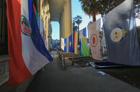 Columna de Emilio Oñate: Frenesí Constitucional