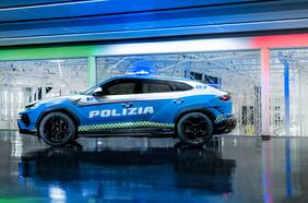Lamborghini regala autos de lujo a la policía italiana