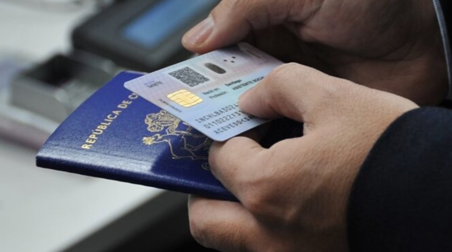 Contraloría detecta irregularidades en entrega de cédulas de identidad a extranjeros en Nancagua