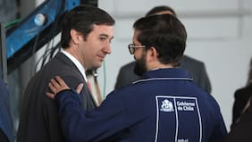La conjetura de Ramírez sobre Boric al compartir entrevista en que se insulta a Kast: “Yo creo que estaba curado”