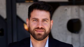 Diego Ibáñez critica exclusión del FA y del PC de cónclave citado por el PS: “Me parece nefasto”