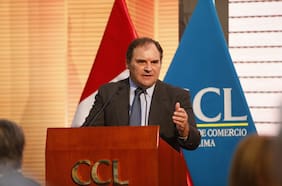 De Lima a La Moneda: Óscar Fuentes, el diplomático de carrera elegido por Kast como jefe de protocolo