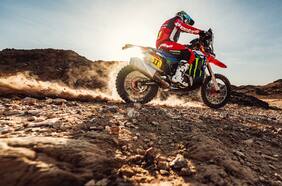 José Ignacio Cornejo roza el triunfo en la décima etapa y permanece en la pelea por volver al podio