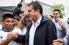Sergio Massa, el ministro-candidato que se convirtió en salvavidas de un complicado peronismo