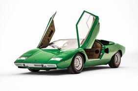 Lamborghini Countach, el veterano deportivo de 50 años que sigue inspirando a los más jóvenes