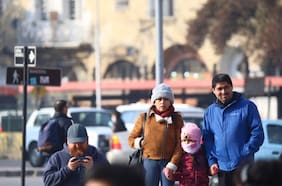 Cerca de los 30 °C en Santiago: llega el día más frío de la semana, pero también el más caluroso