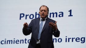 El paso de Poduje por el Encuentro Nacional de Alcaldes: recibimiento de “rockstar” y un intento por aquietar las aguas