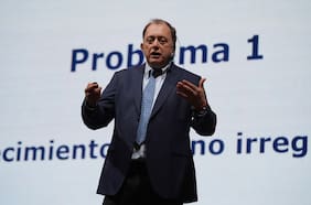 El paso de Poduje por el Encuentro Nacional de Alcaldes: recibimiento de “rockstar” y un intento por aquietar las aguas