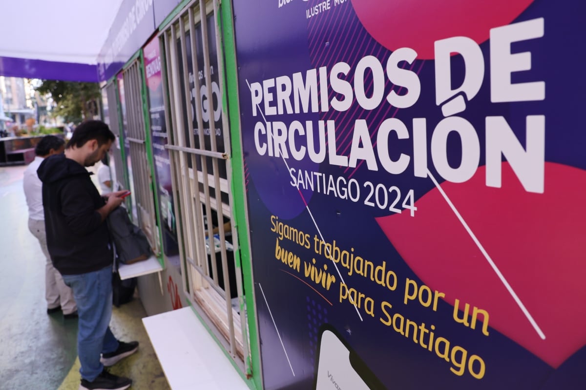 Contraloría detecta que municipios renovaron más de 146 mil permisos de circulación de manera irregular en periodo 2022-2025