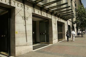 Emiten orden de arresto contra hijo de cónsul de Chile en Guayaquil por caso de violación: Cancillería inicia investigación sumaria