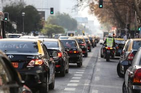 “Operativa, pero con intermitencias”: plataforma para bono a taxistas por alza de combustibles complica las postulaciones