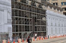 Viejas rencillas, nuevo conflicto: Mario Desbordes vuelve a enfrentarse al gobierno por remodelaciones en La Moneda