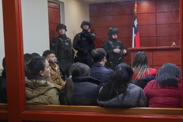 10 detenidos son formalizados por explotación sexual, tráfico de drogas e infracción a la Ley de Armas, tras operativo realizado la semana pasada por la Policía de Investigaciones en junto con la Fiscalía del Biobío, en el centro de la ciudad de Concepción.