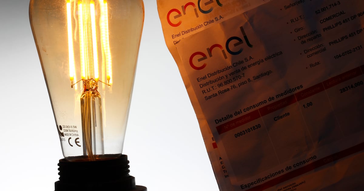 ALZA LUZ: Tarifas subirán hasta 16% en algunas comunas