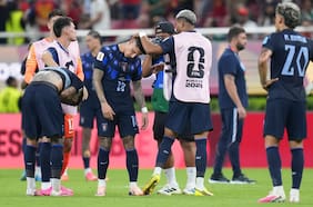 Uruguay explota por la decepción en el Mundial: AUF cancela chárter y los jugadores deberán volver en vuelos comerciales