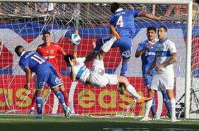 Una revancha que promete emoción y suspenso: la UC se juega la vida ante la U en Valparaíso