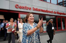 Xóchitl Gálvez, la ingeniera de raíces indígenas que será la candidata presidencial de la oposición en México