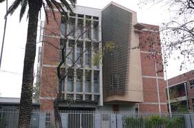 La crisis del Liceo Tajamar de Providencia que tiene a la directora con licencia médica y a las alumnas en clases online