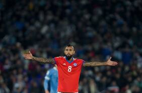 Un rival menos para Colo Colo: el América de Cali desiste de fichar a Arturo Vidal