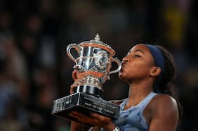 Coco Gauff tiene su revancha y vence a Aryna Sabalenka para coronarse en Roland Garros por primera vez