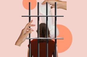 Falta de acceso a productos menstruales y atención ginecológica: la realidad de las cárceles en Chile